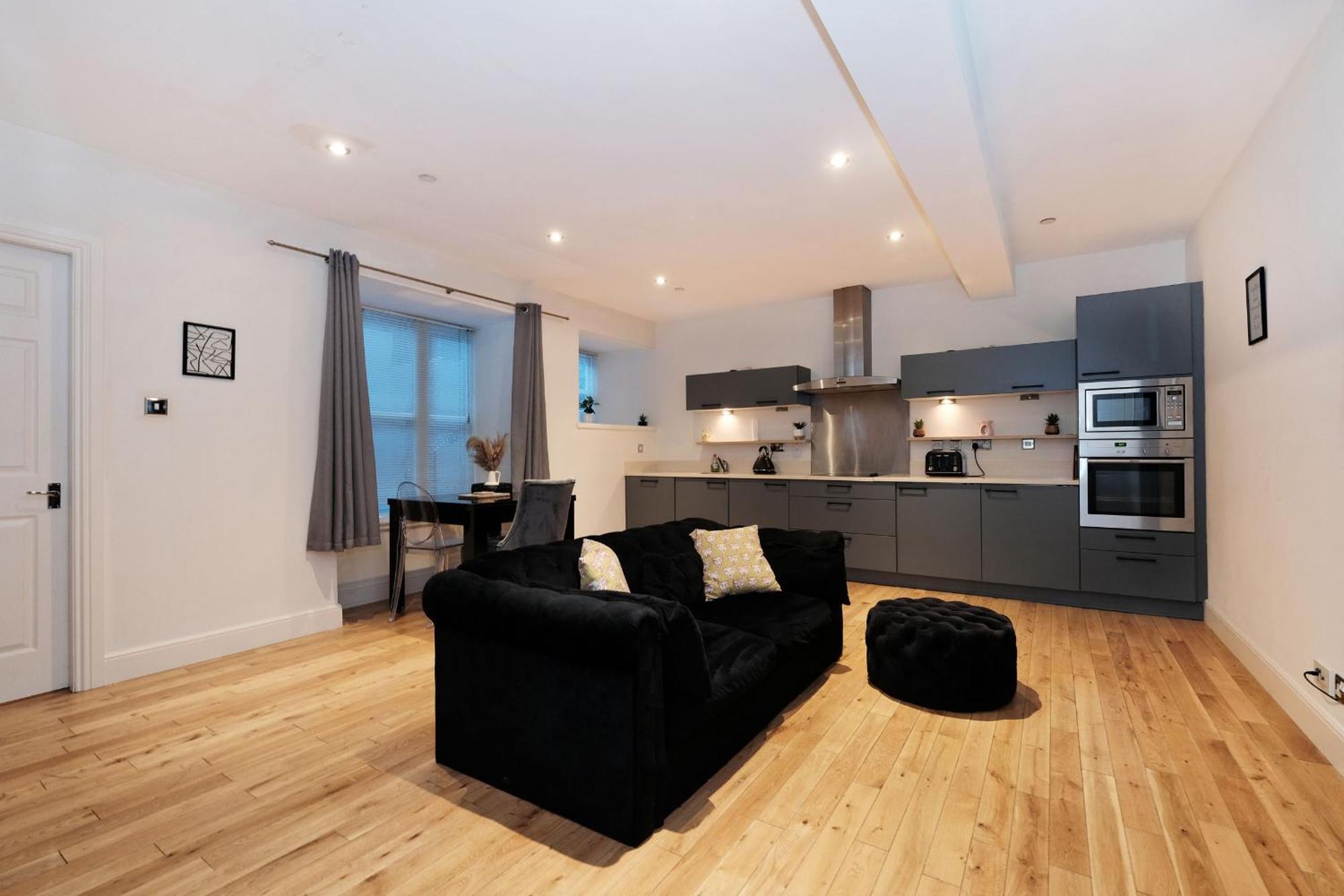 One Of A Kind Historic 3 Bedroom Apartment Aberdeen Eksteriør bilde