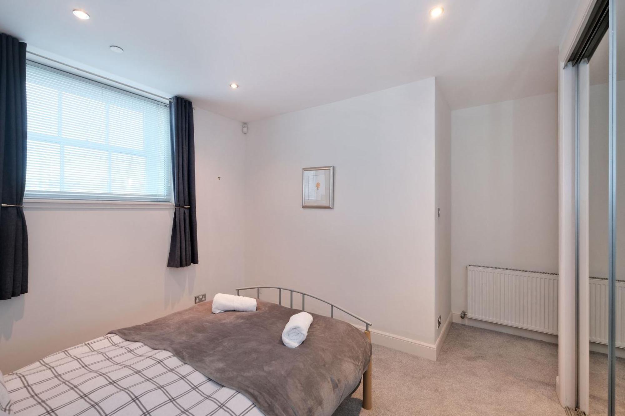 One Of A Kind Historic 3 Bedroom Apartment Aberdeen Eksteriør bilde